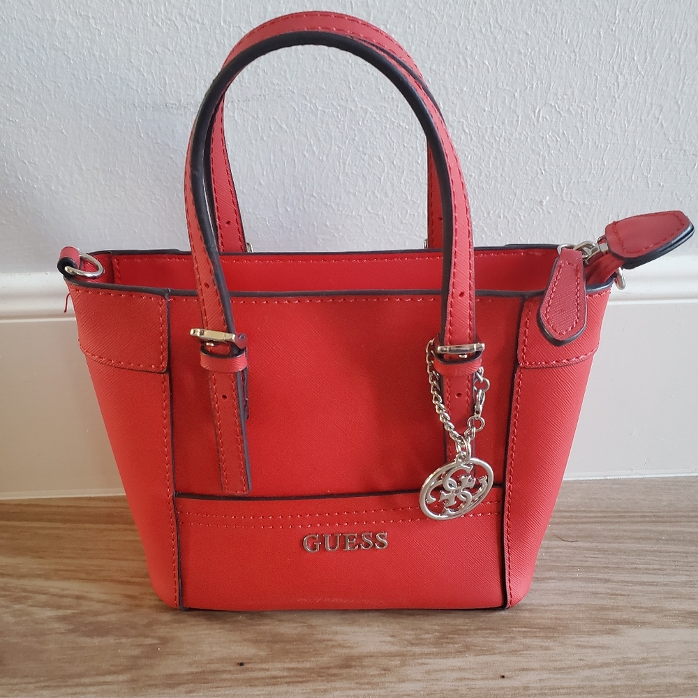 Guess crossbody